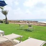 Villa Sea Front With Private Heated Pool, Quiet Area Paphos 322