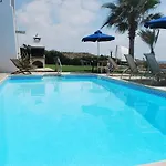 Villa Sea Front With Private Heated Pool, Quiet Area Paphos 322