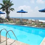 Sea Front With Private Heated Pool, Quiet Area Paphos 322 Villa