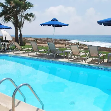 Villa Sea Front With Private Heated Pool, Quiet Area Paphos 322