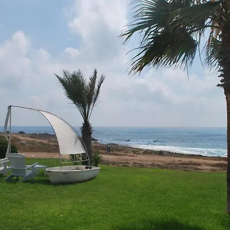 וילה Sea Front With Private Heated Pool, Quiet Area Paphos 322
