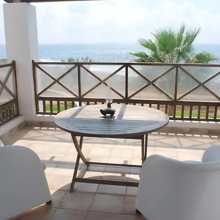 Sea Front With Private Heated Pool, Quiet Area Paphos 322 Kissonerga