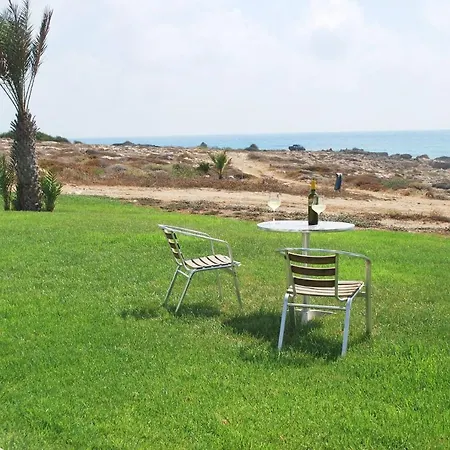 Villa Sea Front With Private Heated Pool, Quiet Area Paphos 322 *