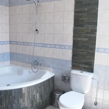 Sea Front With Private Heated Pool, Quiet Area Paphos 322 * Kissonerga