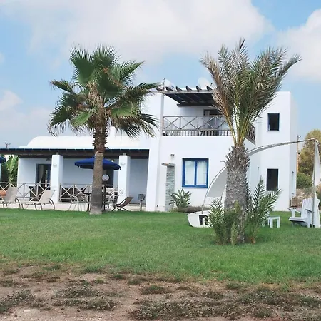 Sea Front With Private Heated Pool, Quiet Area Paphos 322 * Kissonerga