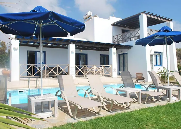 Sea Front With Private Heated Pool, Quiet Area Paphos 322