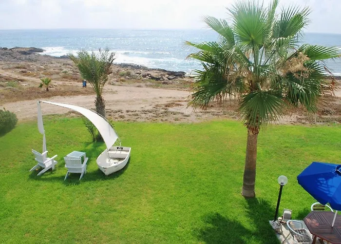 Sea Front With Private Heated Pool, Quiet Area Paphos 322 * Kissonerga